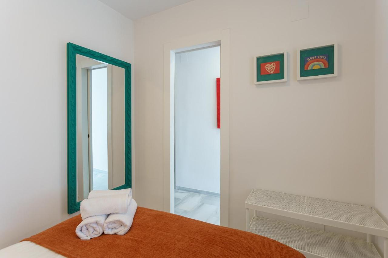 Malagasuite Carihuela Apartments Torremolinos Exteriér fotografie